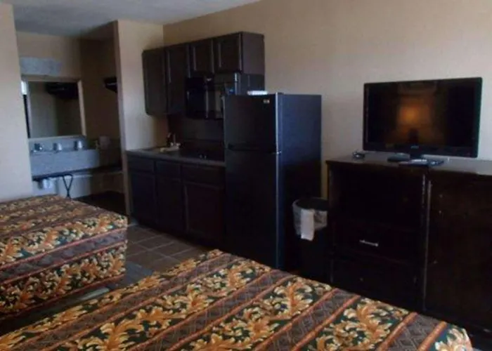 Suburban I-526 Motel
